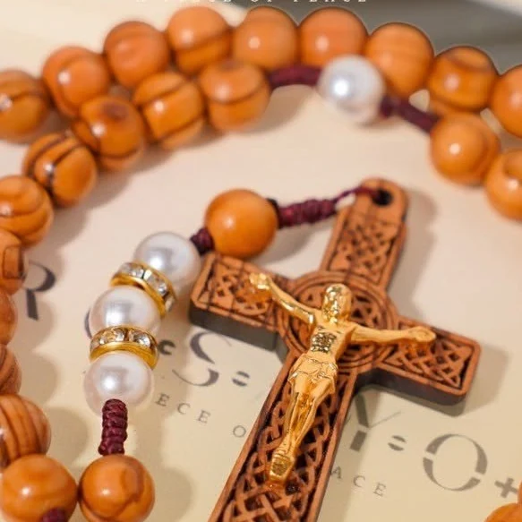 Gold Rosary – Pure Grace (Shell Pearl)