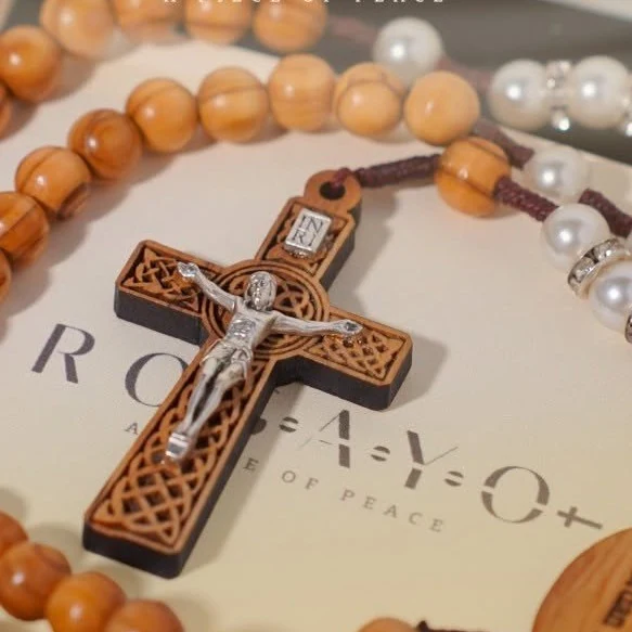 Silver Rosary – Pure Grace (Shell Pearl)