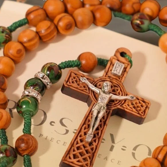Silver Rosary – Providence (Green Jade)